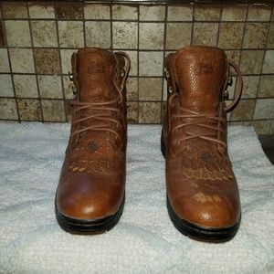 Womens Justin leather boots 8 1/2